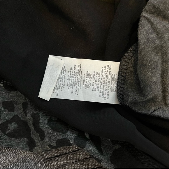 NWT seven7 grey leopard print with mesh back top - Picture 7 of 10